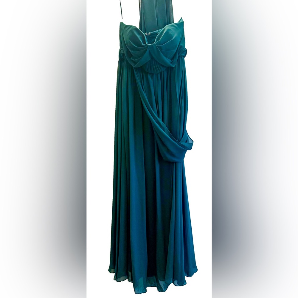 Elegant Teal Evening Gown
